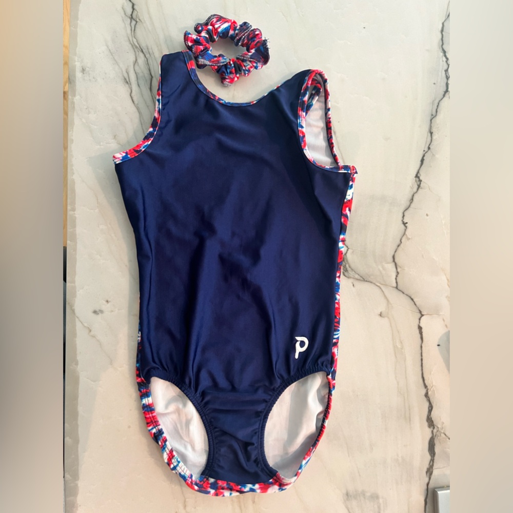 Plum flipside practicewear leotard … size Adult XS with Matching Scrunchie